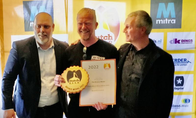 Bronzen medaille voor de Muifelbrouwerij uitgereikt  tijdens de Dutch Beer Challenge